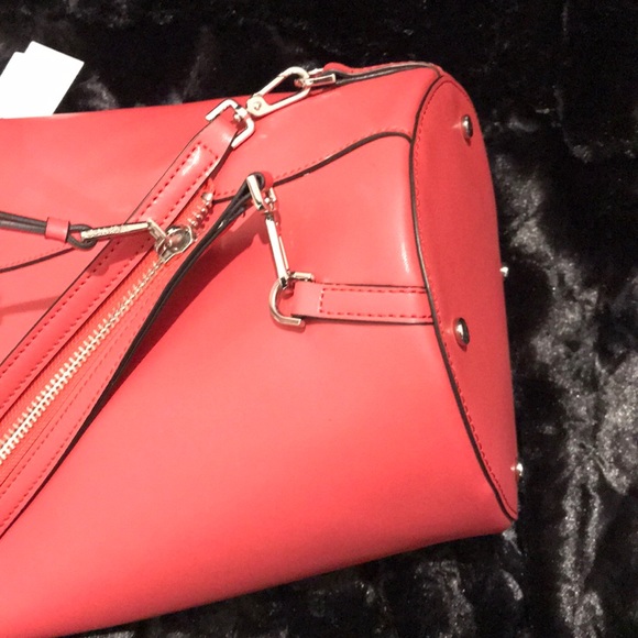 Calvin Klein Convertible Handbag/Backpack W/Wallet - Picture 6 of 16